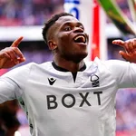 RC Lens – Mercato : un ancien de l’OM favori pour prendre la suite de Farinez