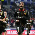 RC Lens Mercato : un géant anglais déboule sur Wahi, pactole en vue pour les Sang et Or ?