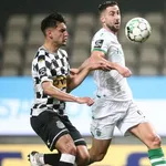 RC Lens – Mercato : un joueur fait ses adieux, un buteur prisé s'éloigne du Racing