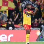 RC Lens, OGC Nice – Mercato : deux cadors allemands déboulent sur Kévin Danso