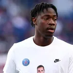 RC Lens, PSG – Mercato : après Openda, Leipzig d’accord avec Paris pour Bitshiabu !