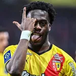 RC Lens, PSG – Mercato : Kalimuendo croulerait sous les grosses offres