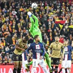 RC Lens – PSG : Pierre Ménès encense les Sang et Or et affiche trois cadors parisiens !