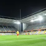 RC Lens – RC Strasbourg (0-1) : les Sang et Or marqués par un Bollaert sans supporters