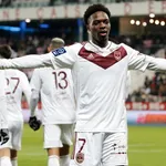 RC Lens, Stade Rennais – Mercato : un milieu à  15 Mâ‚¬ chipé à  Bordeaux ?