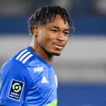 RC Strasbourg – Mercato : le RB Leipzig désormais en pole pour Simakan ?