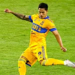 RC Strasbourg – Mercato : Stéphan peut dire adieu à un coéquipier de Gignac et Thauvin