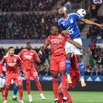 RC Strasbourg – OL : les Lyonnais mènent à la pause !