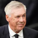 Real Madrid : Ancelotti réagit enfin pour Mbappé et dévoile son système pour la saison prochaine