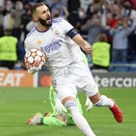 Real Madrid : Benzema éclipse une légende des Merengue
