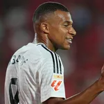 Real Madrid : Cristiano Ronaldo enfonce Mbappé après ses débuts ratés en Liga