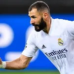 Real Madrid, FC Barcelone : Benzema a signé un exploit digne de Messi