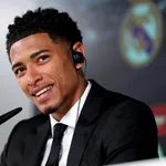 Real Madrid, FC Barcelone : Tchouaméni calme déjà  Bellingham, c'est brûlant pour Güler !