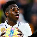 Real Madrid : le clan Vinicius désigne un responsable de ses problèmes en Espagne