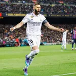 Real Madrid : le FC Barcelone fait encore briller Benzema