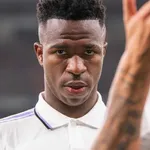 Real Madrid : les Ultras de l’Atlético dérapent sur Vinicius, l’Espagne en émoi avant le derby !