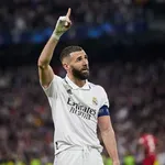 Real Madrid – Mercato : déjà  signé pour Benzema ?