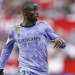 Real Madrid – Mercato : en attendant Mbappé, un Français espère prolonger