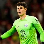 Real Madrid – Mercato : Florentino Perez présente Kepa et fait un « gros câlin » aux blessés
