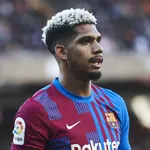 Real Madrid – Mercato : la piste Araujo (FC Barcelone) toujours d’actualité ?