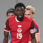 Real Madrid Mercato : le Bayern prêt à négocier pour Davies !