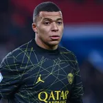 Real Madrid – Mercato : le PSG revoit son prix à la baisse pour Mbappé !