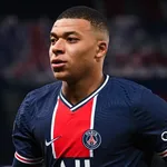 Real Madrid – Mercato : les hésitations de Mbappé plongent le club dans l’embarras