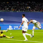 Real Madrid – Mercato : Pérez prêt à relancer une victime prestigieuse de Benzema !