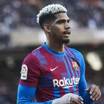Real Madrid – Mercato : un cadre du FC Barcelone prêt à snober Pérez ?