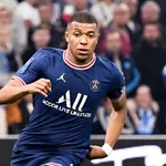 Real Madrid, PSG : Kylian Mbappé met déjà  en garde Florentino Pérez