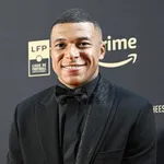 Real Madrid, PSG – Mercato : 300 Mâ‚¬ pour Mbappé mais ça bloque niveau salaire !