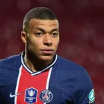 Real Madrid, PSG – Mercato : entre Haaland et Mbappé, Zidane aurait choisi !
