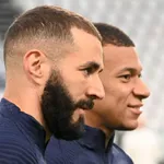 Real Madrid, PSG – Mercato : Mbappé souhaite bonne chance à  Benzema