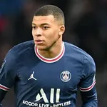 Real Madrid, PSG – Mercato : pourquoi les Merengue privilégient Mbappé à  Haaland