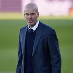 Real Madrid, à‰quipe de France : pendant ce temps-là , Zidane régale sur un terrain…