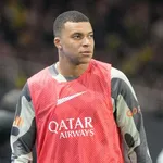 Real Madrid : un champion du monde met en garde les Merengue avec Mbappé