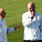 Real Madrid : un fidèle de Zidane veut jouer un sale tour au PSG en Champions League