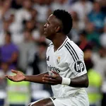 Real Madrid : Vinicius se prend un énorme scud pour ses propos sur le racisme en Espagne