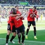 Rennes mène à  Nantes, Reims calme Toulouse, tous les scores à  la pause !