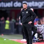 Rennes – OL : Pierre Sage défend Niakhaté et réclame un renfort