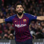 Résultat amical : le FC Barcelone s’en sort contre Arsenal grâce à Luis Suarez (2-1)