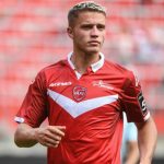 Résultats Ligue 2 : Valenciennes et le Paris FC prennent la tête, Toulouse et Guingamp chutent d’entrée