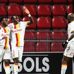 Résultat Ligue 1 : le RC Lens en route vers un coup parfait à  Rennes ? (0-1, mi-temps)