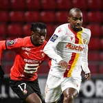 Résultat Ligue 1 : le RC Lens plonge un peu plus le Stade Rennais dans le doute (0-2)