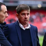 Stade Rennais : Cloarec viré, un ex du RC Lens arrive, l’ombre d’un poison du FC Nantes plane !