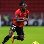 Stade Rennais : Genesio s’oppose à  Pierre Ménès pour Doku