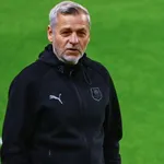 Stade Rennais : Genesio salue le caractère de ses hommes à Arnhem (2-1) et défend Badé