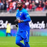 Stade Rennais : le verdict est tombé pour la présence de Mandanda face à  Montpellier !