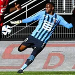 Stade Rennais – Auxerre : Mandanda réagit à  sa passe décisive