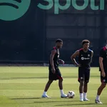 Stade Rennais Mercato : Massara a craqué, une offre de 10 Mâ?¬ est partie au FC Barcelone !